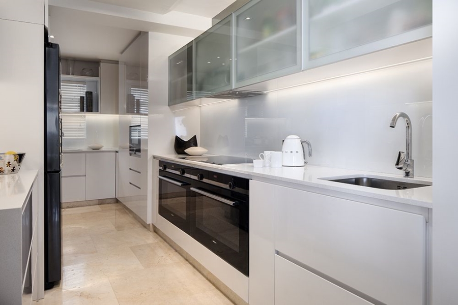 To Let 5 Bedroom Property for Rent in Mouille Point Western Cape